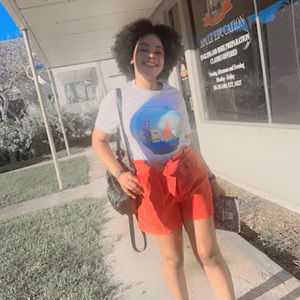 Meet your Posher, Kathia love